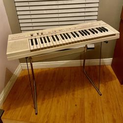 Vintage 1980s Casio Casiotone CT-102 Synthesizer