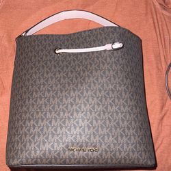 MK TOTE👜