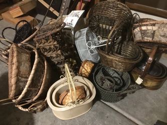 Lot of baskets