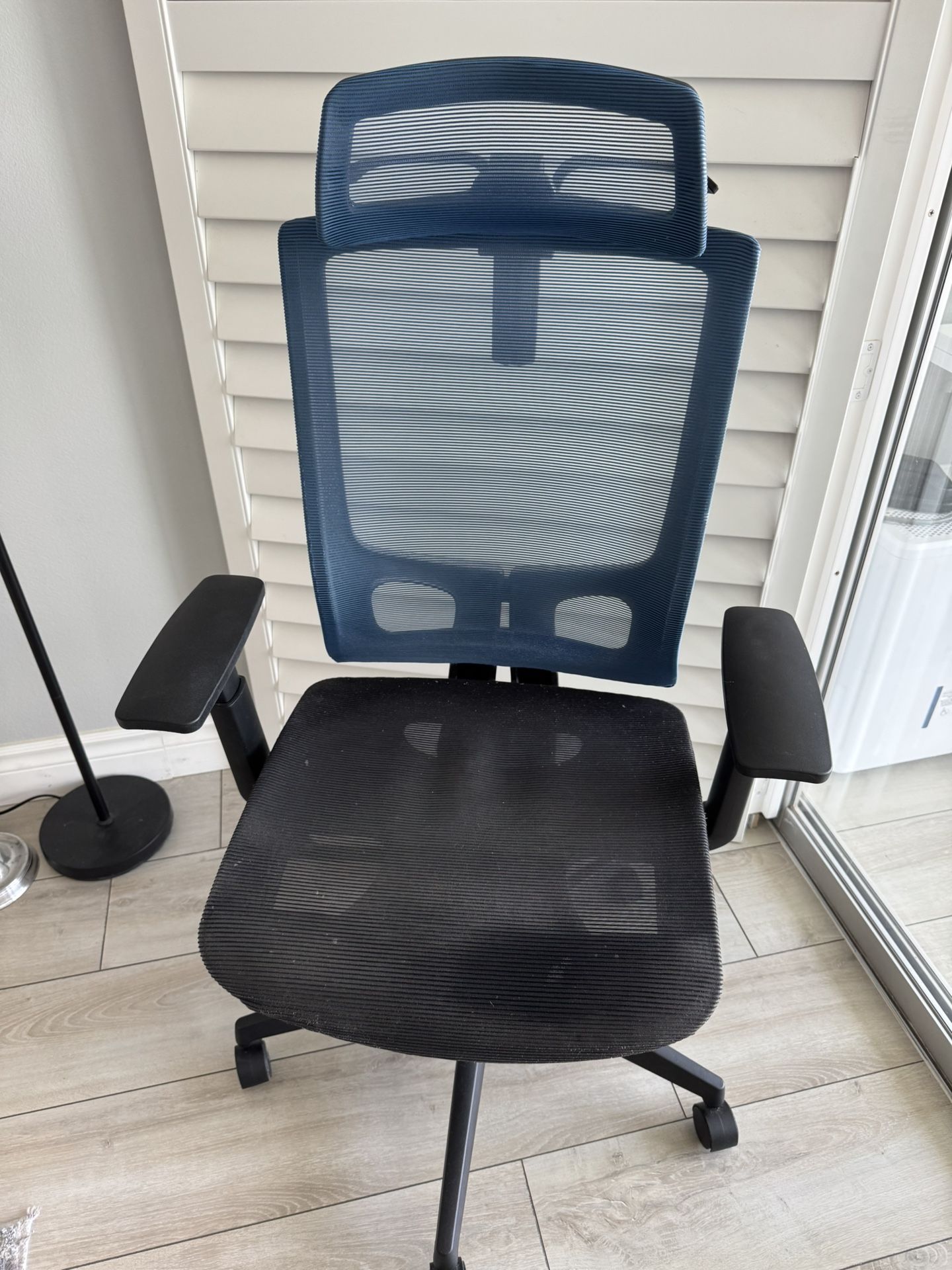Mesh Office Chair - Great Condition
