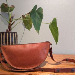 Lyons Leather Co. Honey Bee Bag