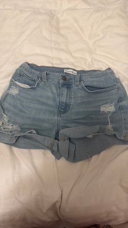 blue medium to low rise jean shorts