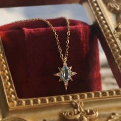 Vintage Eight-pointed star necklace women's light luxury simple zircon pendant daily commuting collarbone chain