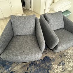 2 Swivel Chairs 