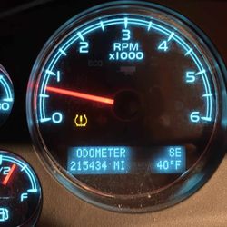 2011 Chevy tahoe clean title