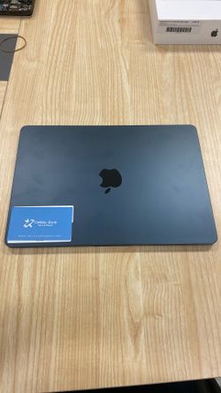 MacBook Air 13” 2025 M4 16GB/256gb - Bulverde