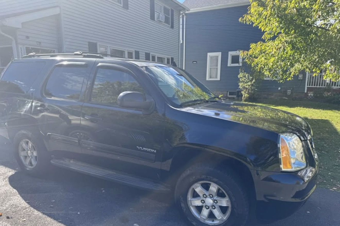 2012 GMC Yukon Denali