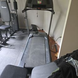 Golds Gym Treadmill