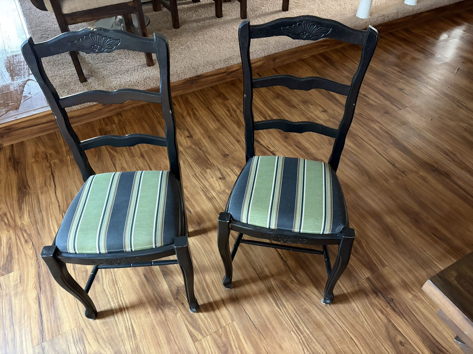 2 Chairs