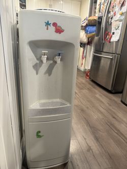 Water Dispenser