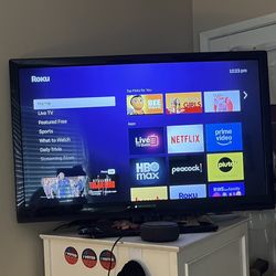 TV With Roku Box/Remote