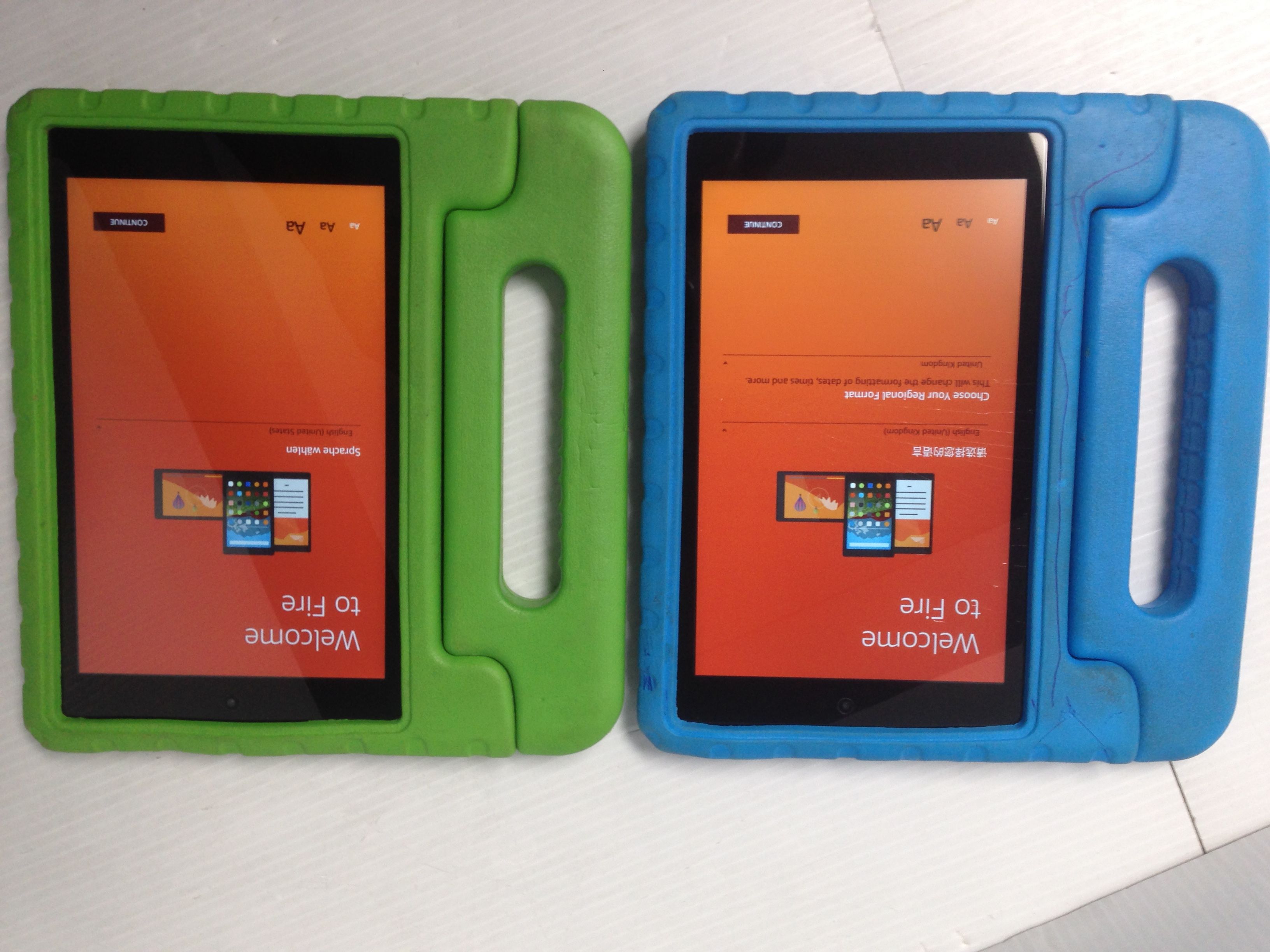 * 2 Amazon Kindle Fire HD 8 6th Generation PR53DC 16GB Tablets w/Cases