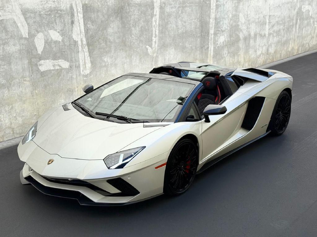 2019 Lamborghini Aventador S