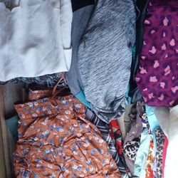 Women's Clothing Large Med