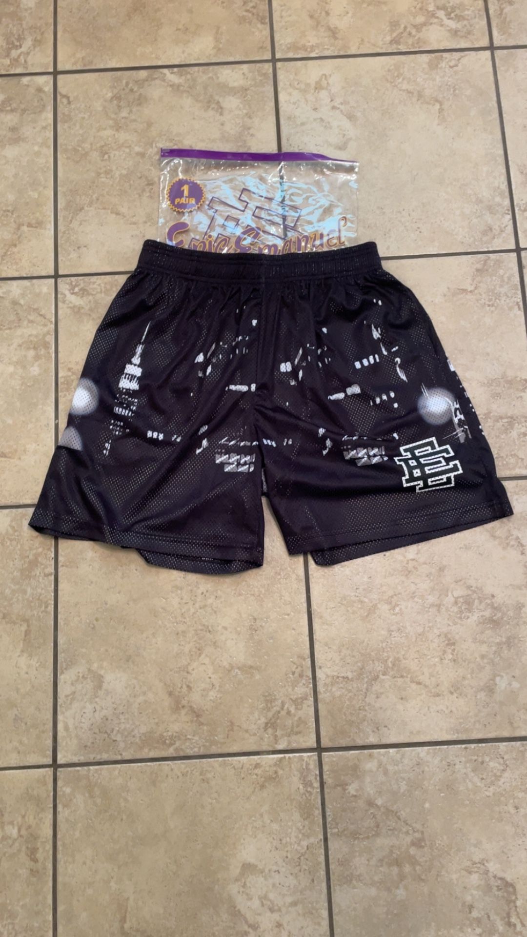 Eric Emanuel Shorts “Black Skyline” Medium