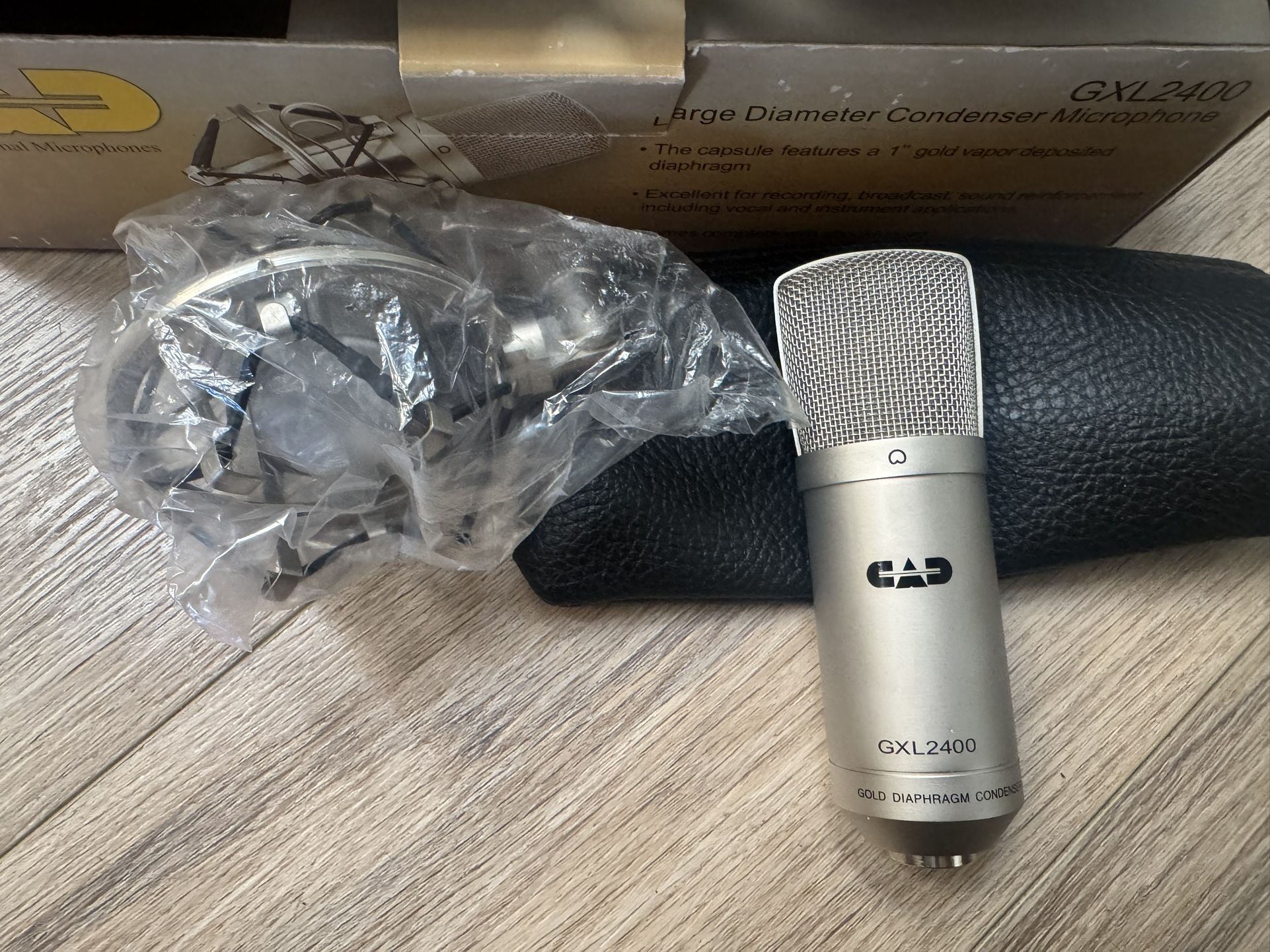 CAD Cardioid GXL2400 Mic