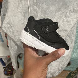 Boys Jordan sneakers
