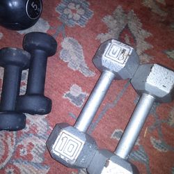 WOMEM ARM  WEIGHTS 4, 10, AND 5 POUNDS 