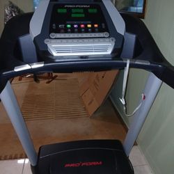 Preform Treadmill 