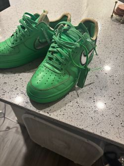 Brooklyn off white Air Force 1’s