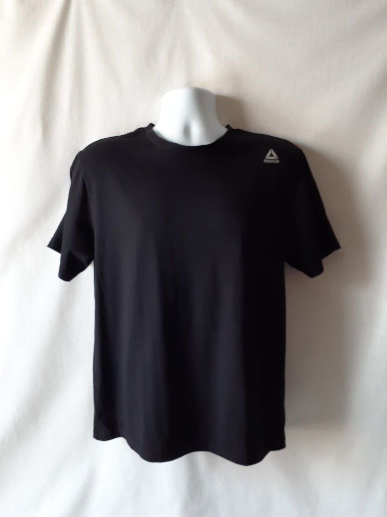 Reebok men's black short sleeve graphic t-shirt size M