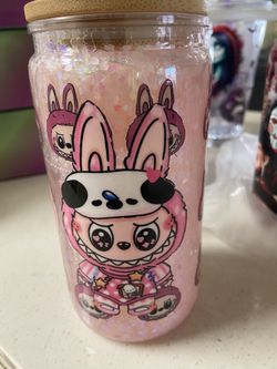 16 ounce cups with glitter