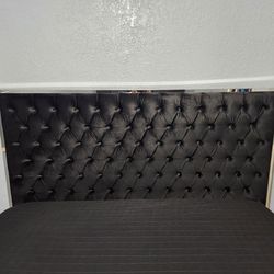 New king size bed with mattress