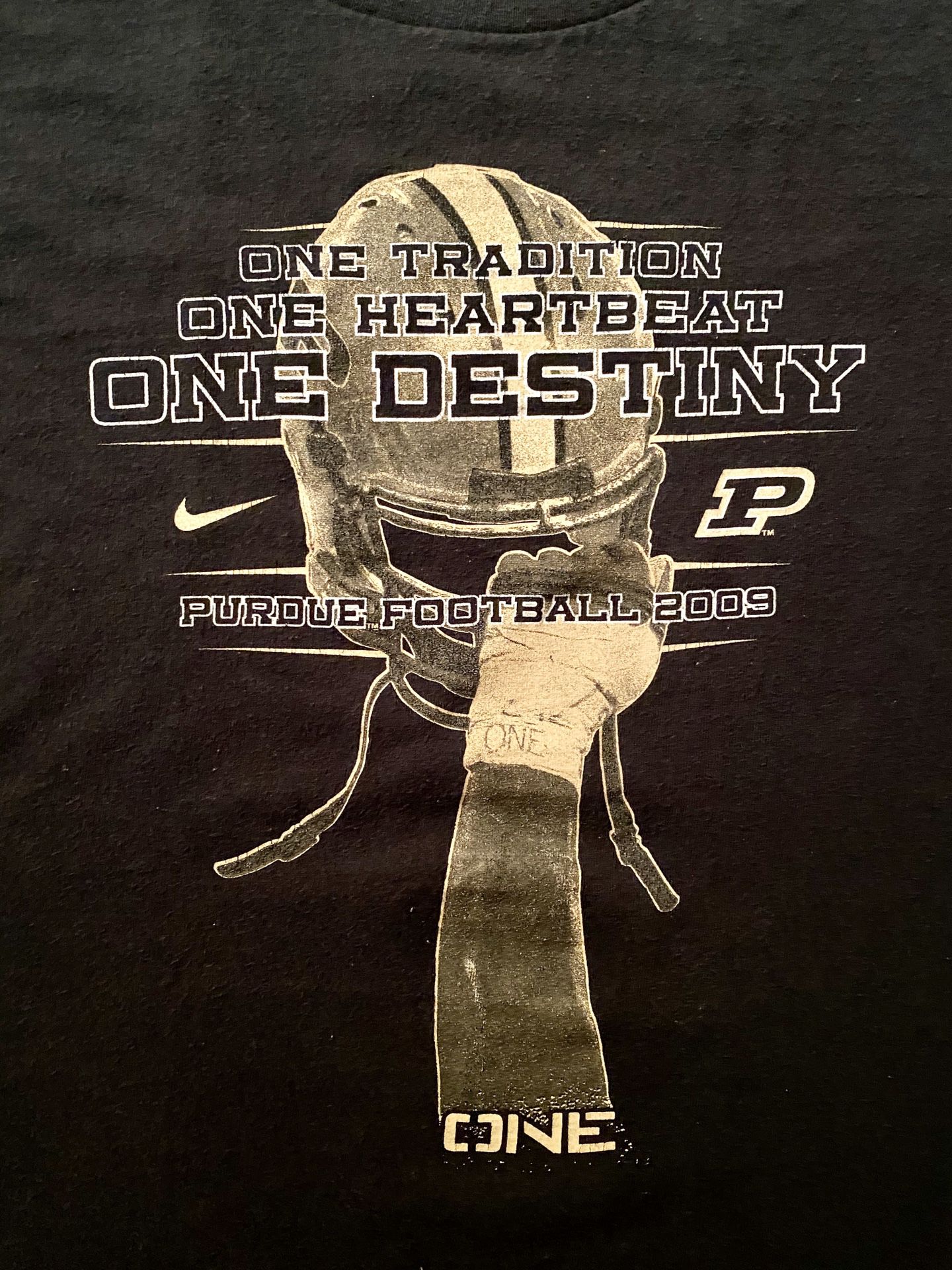 2009 Nike Team Purdue Boilermaker Football One Destiny Tee Shirt, Black, Small