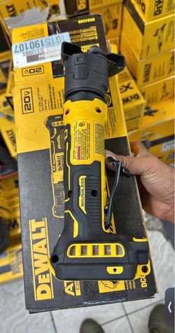 DEWALT 20V MAX XR Brushless 3-Inch Cut-Off Tool DCG430B