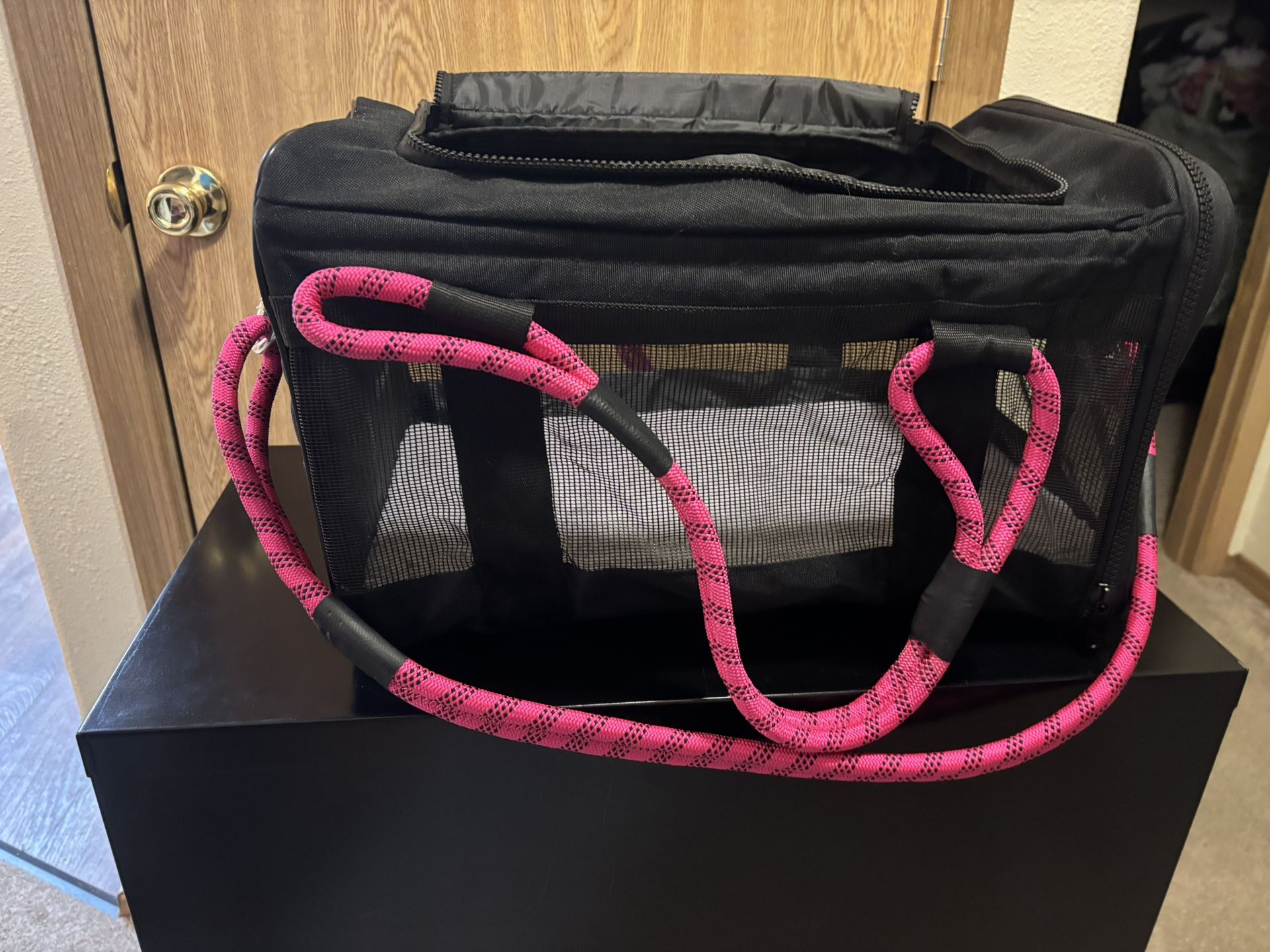 Roverlund Airline-Compliant Pet Carrier