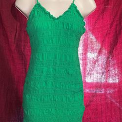 green dress 