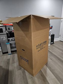 Clothing Wardrobe Moving Box