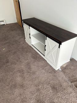 Tv stand