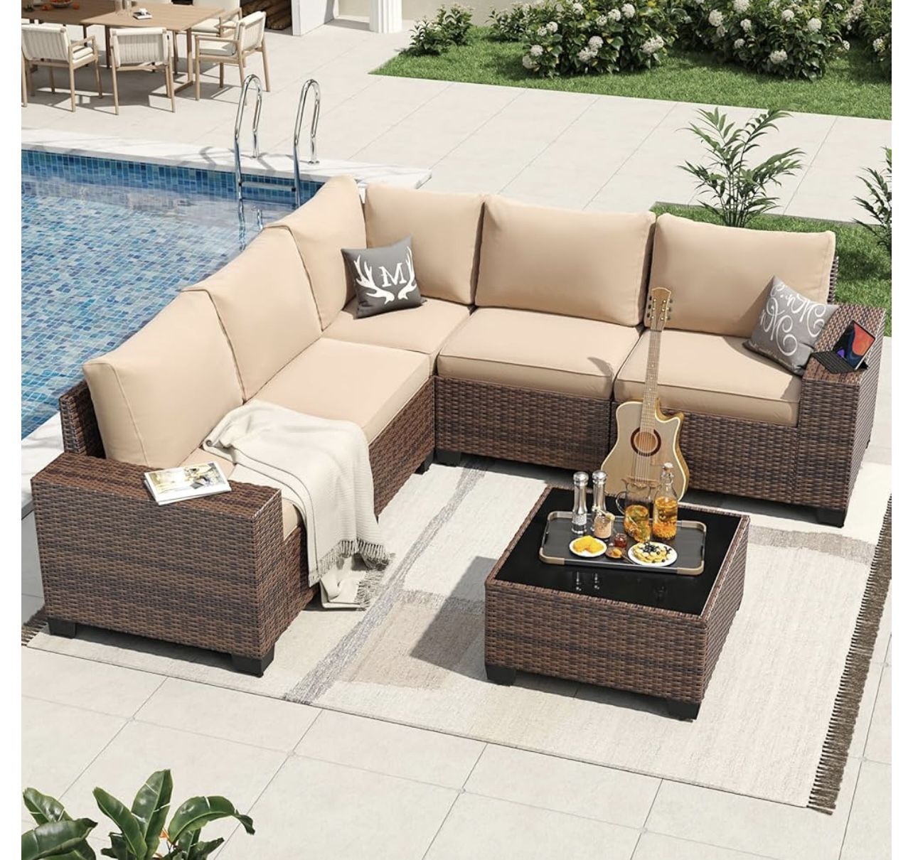 New,outdoor Patio Set With Cover( Already Assembled 