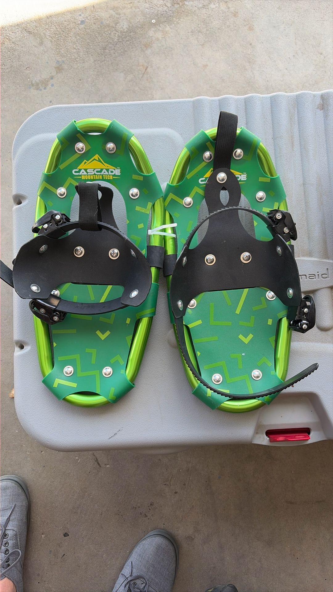 Cascade Mountain Tech Unisex Snowshoes