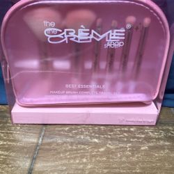 The CREME Shop. Best Essentials  Makeup Brush Complete Travel Set 