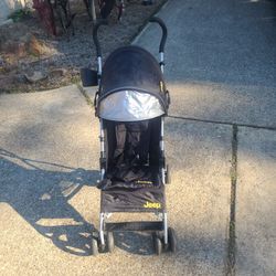 Deluxe Umbrella Stroller 