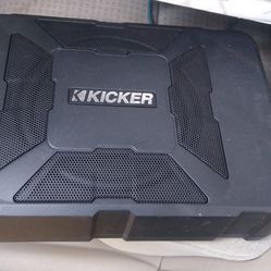 Kicker 8" Hideaway Subwoofer with Enclosure & 150W Amplifier 11HS8