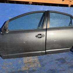 Driver doors 2006 Prius gray