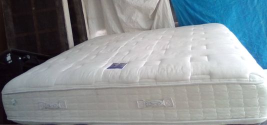 King Size Mattress (Colchón King Size)