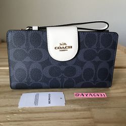 Coach wallet
