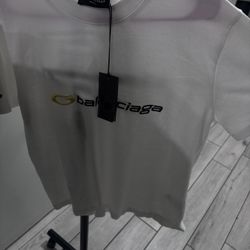 Balenciaga Shirt (white)