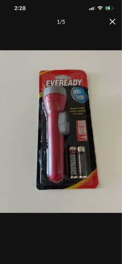 Eveready LED Magnet Flashlight with Batteries