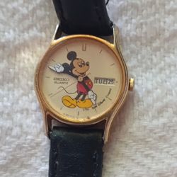 Vintage Disney Mickey mouse good watch