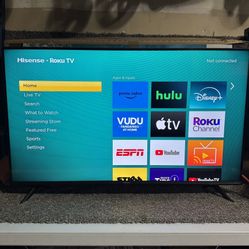 43' R7G Series Hisense Roku TV Model 43R7G5