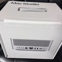 Apple Mac Studio M1 Max - 32GB/512SSD Brand New