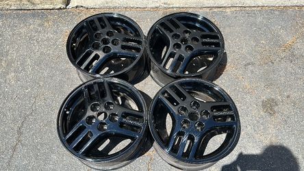 Pontiac bonneville 16 inch Aluminum wheels 5 on 115mm fits Chevy-T07256