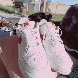 Nike Air Force 1 Low Size 11 White/Burgundy Red