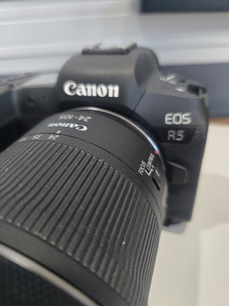 Canon R5