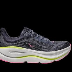 New in box WOMEN'S BONDI 9 - B - CHARCOAL GREY/GREY SKIES. Costco $129+tax